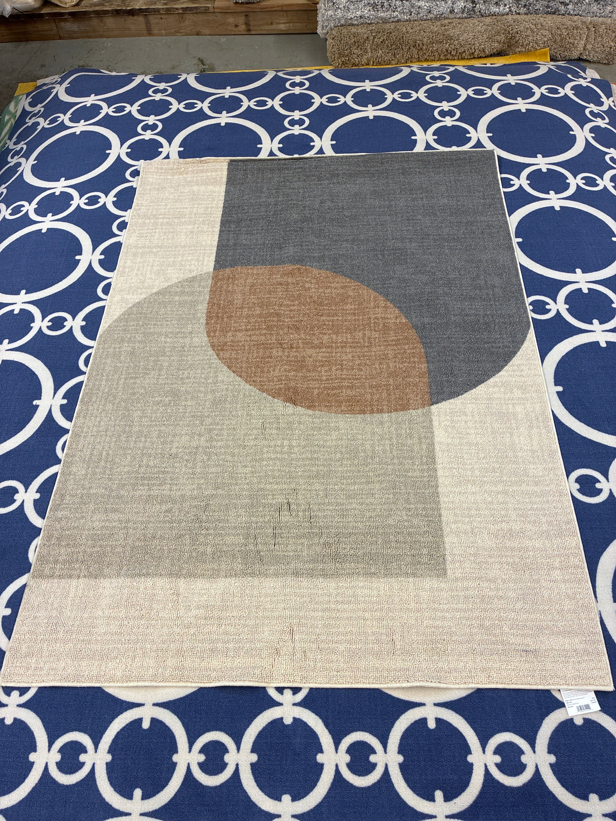 5 x 7 Abstract Geometric Area Rug