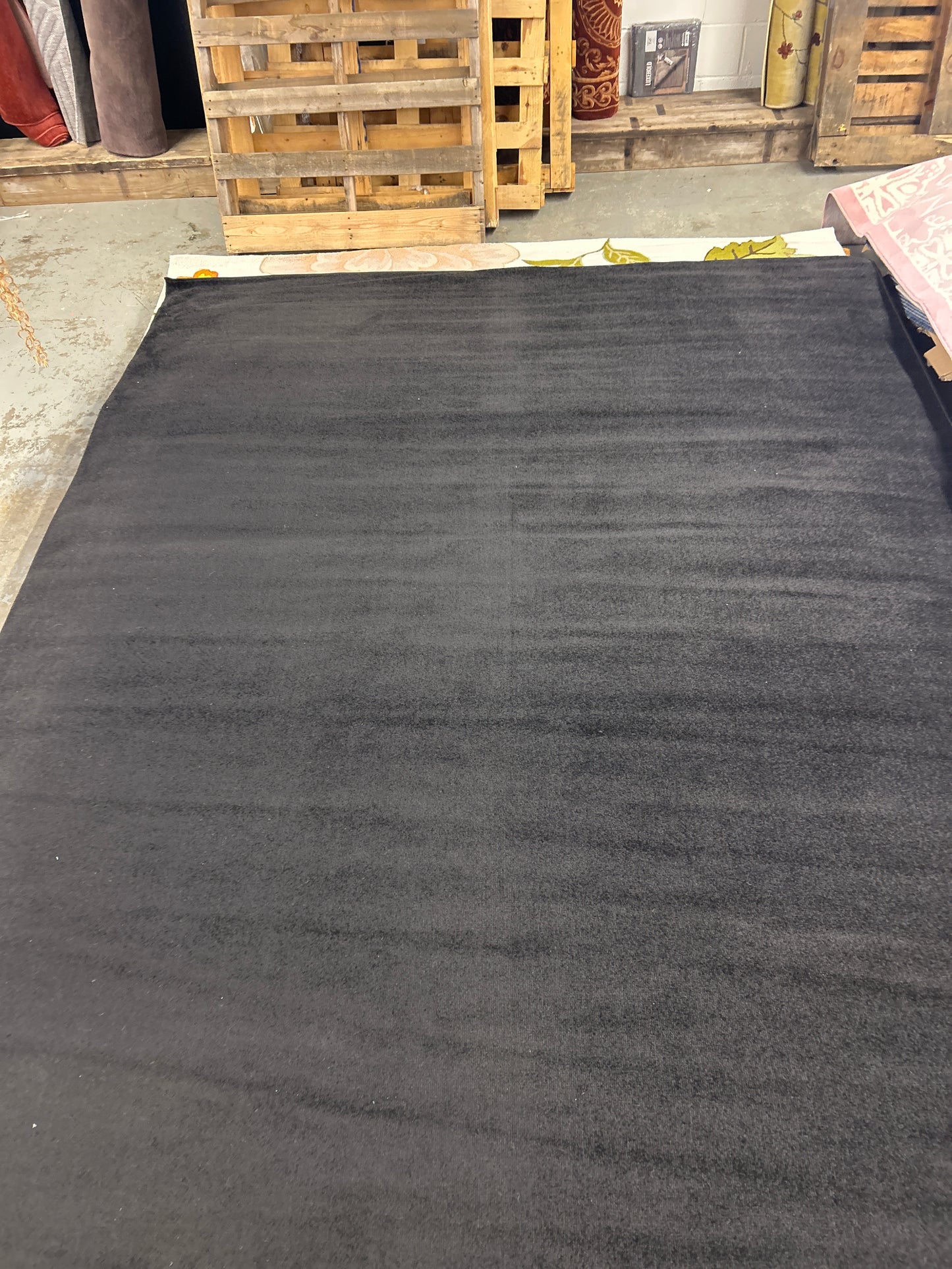 8 x 10 black rug