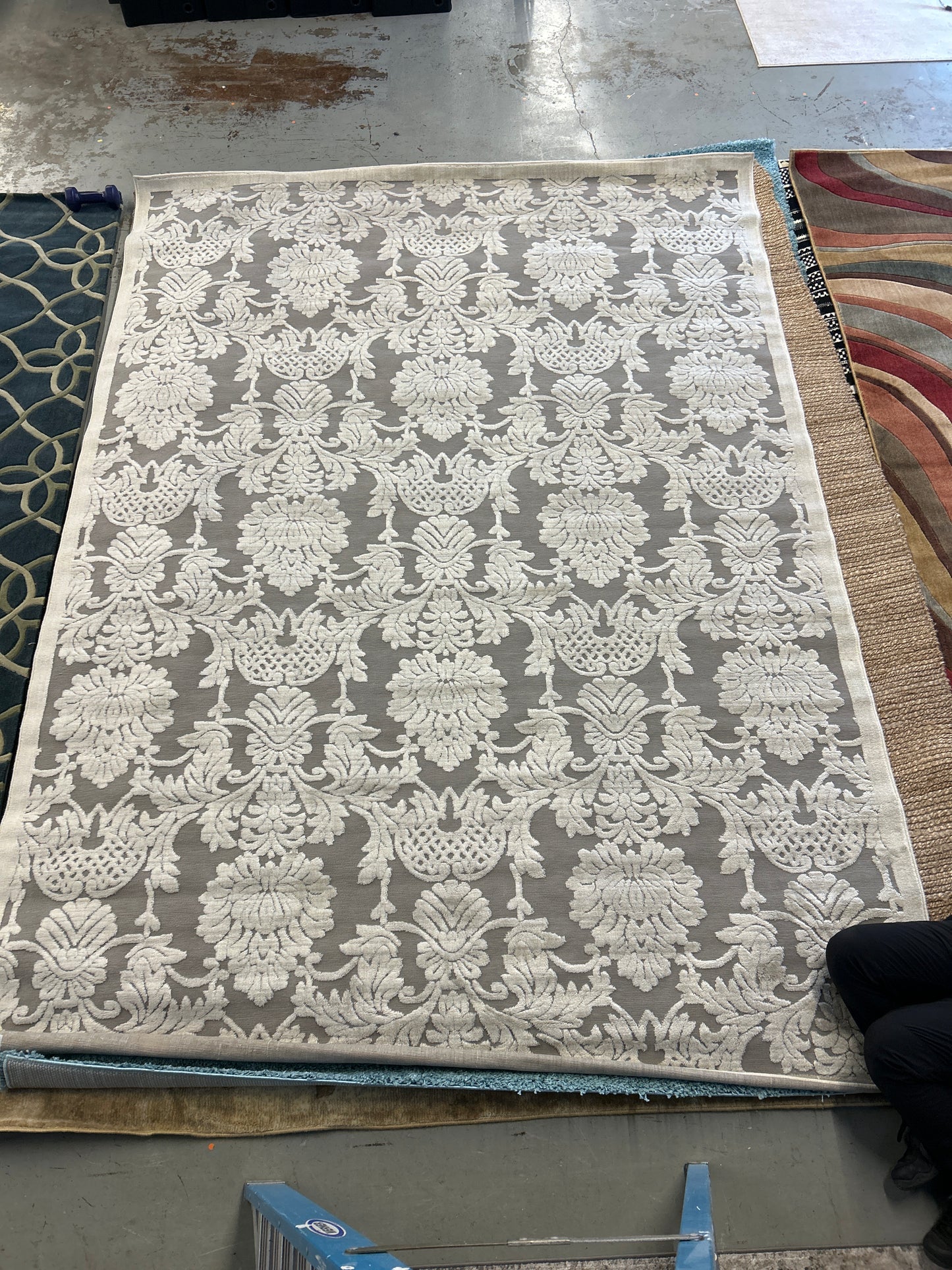 9 x 12 Area Rug Ivory Grey | ID 14176