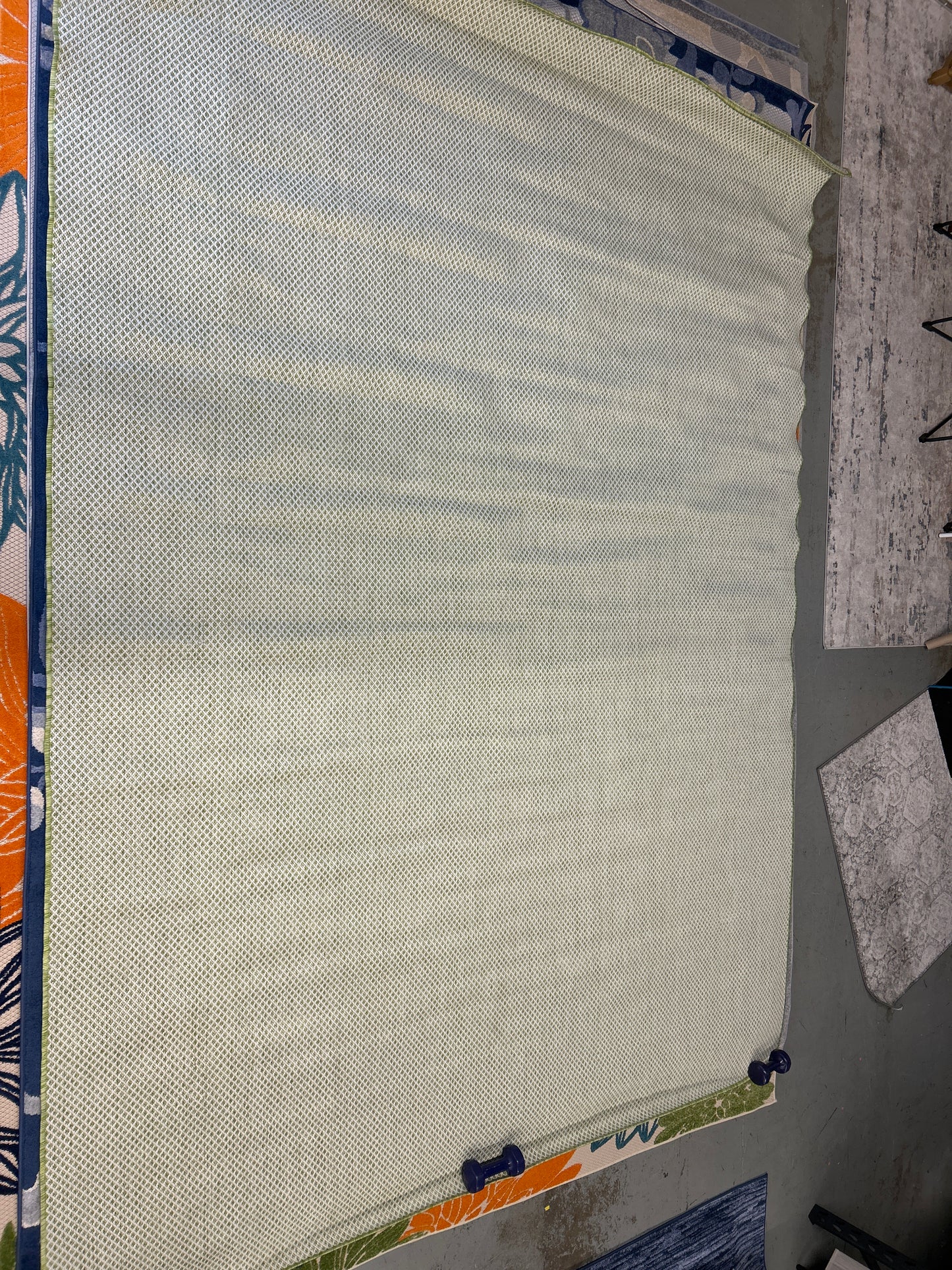 9 x 12 lime indoor/outdoor rug