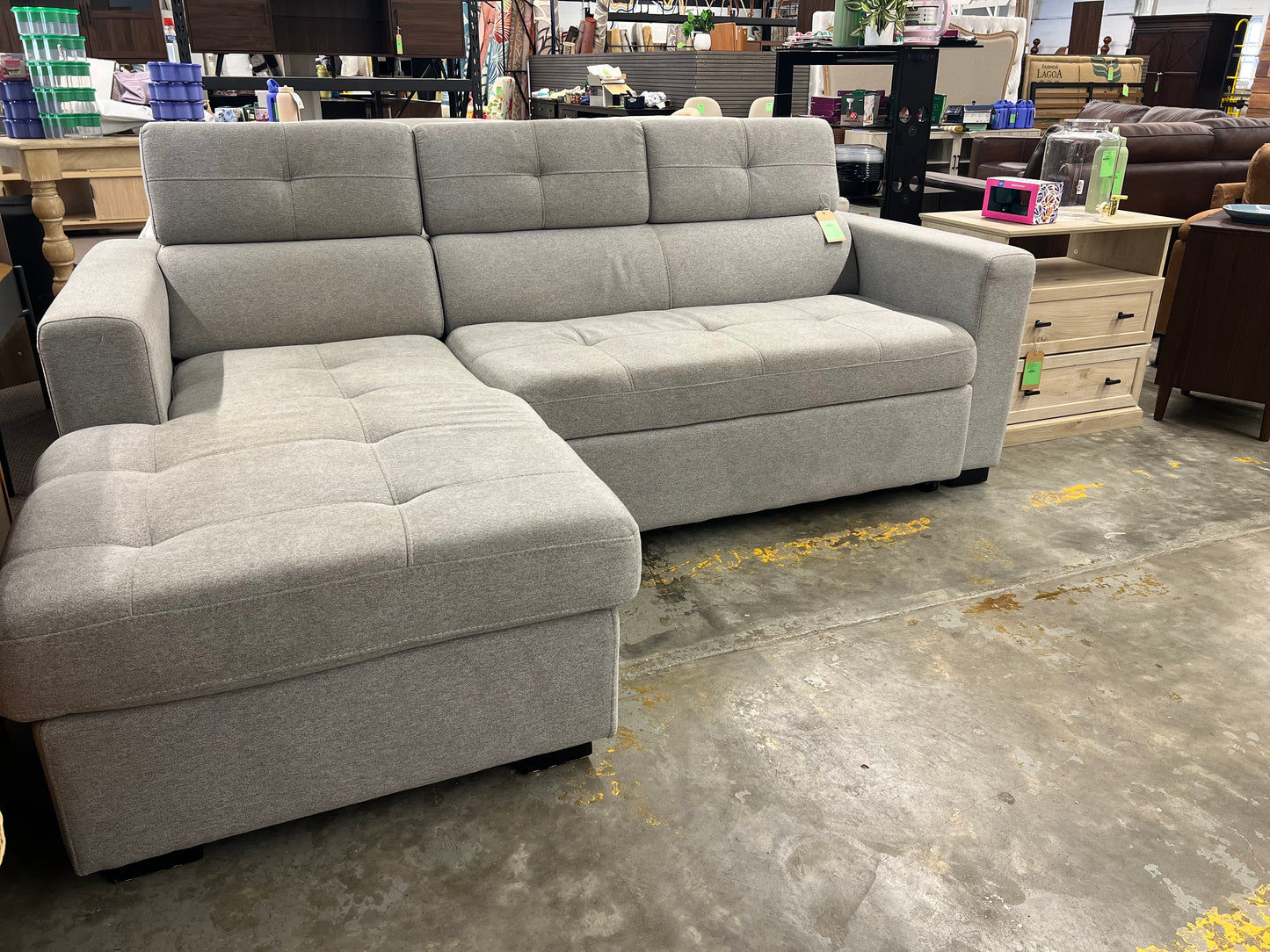 Pull Out Storage Sectional Steam Cleaned *donated