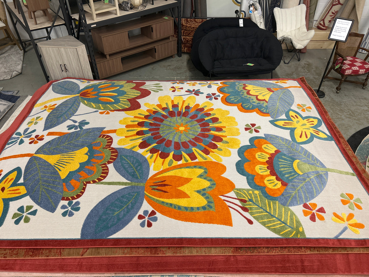 9 x 13 Nourison floral area rug (indoor/outdoor)