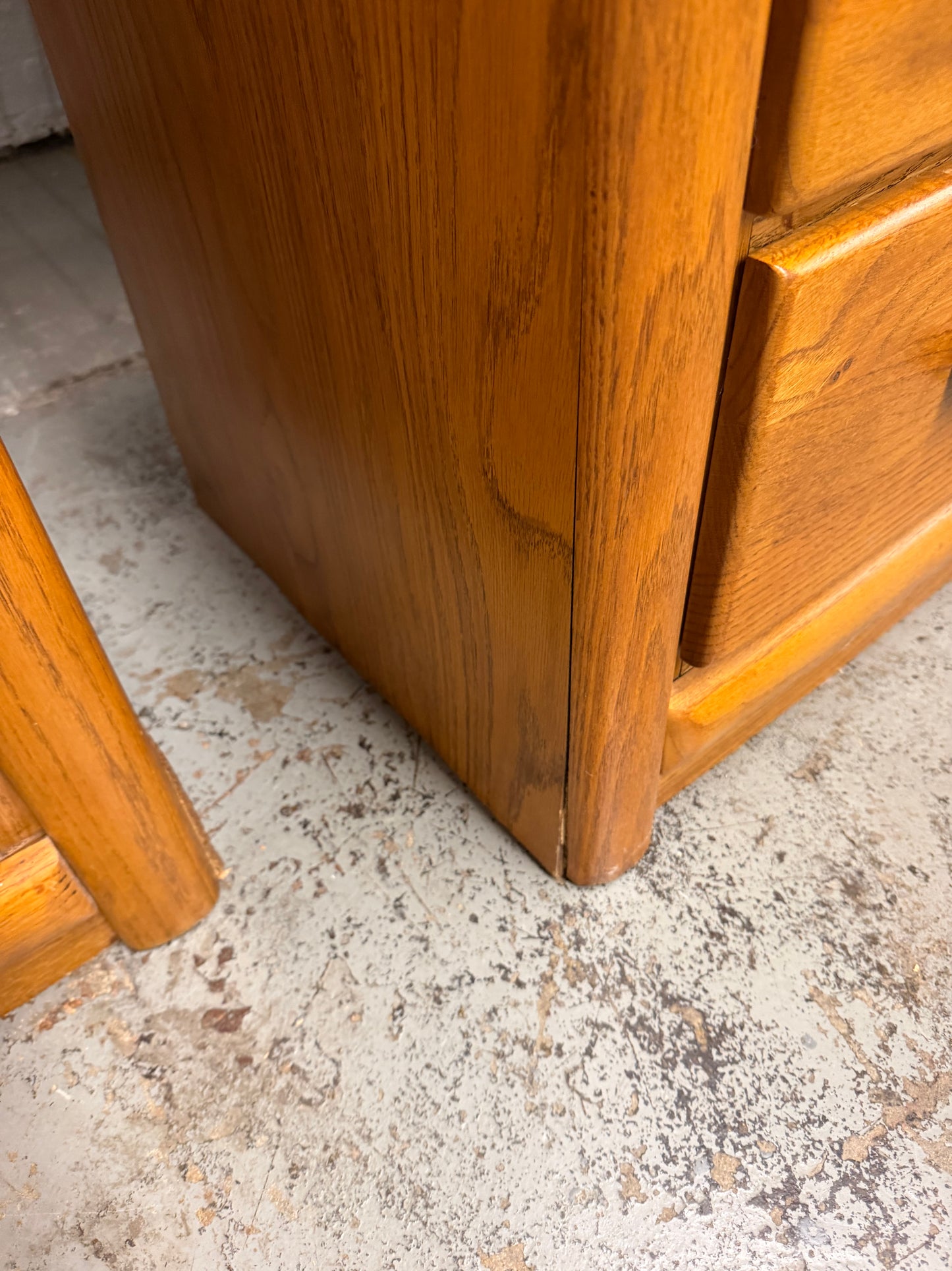 Broyhill Dresser *donated AS IS damage at bottom