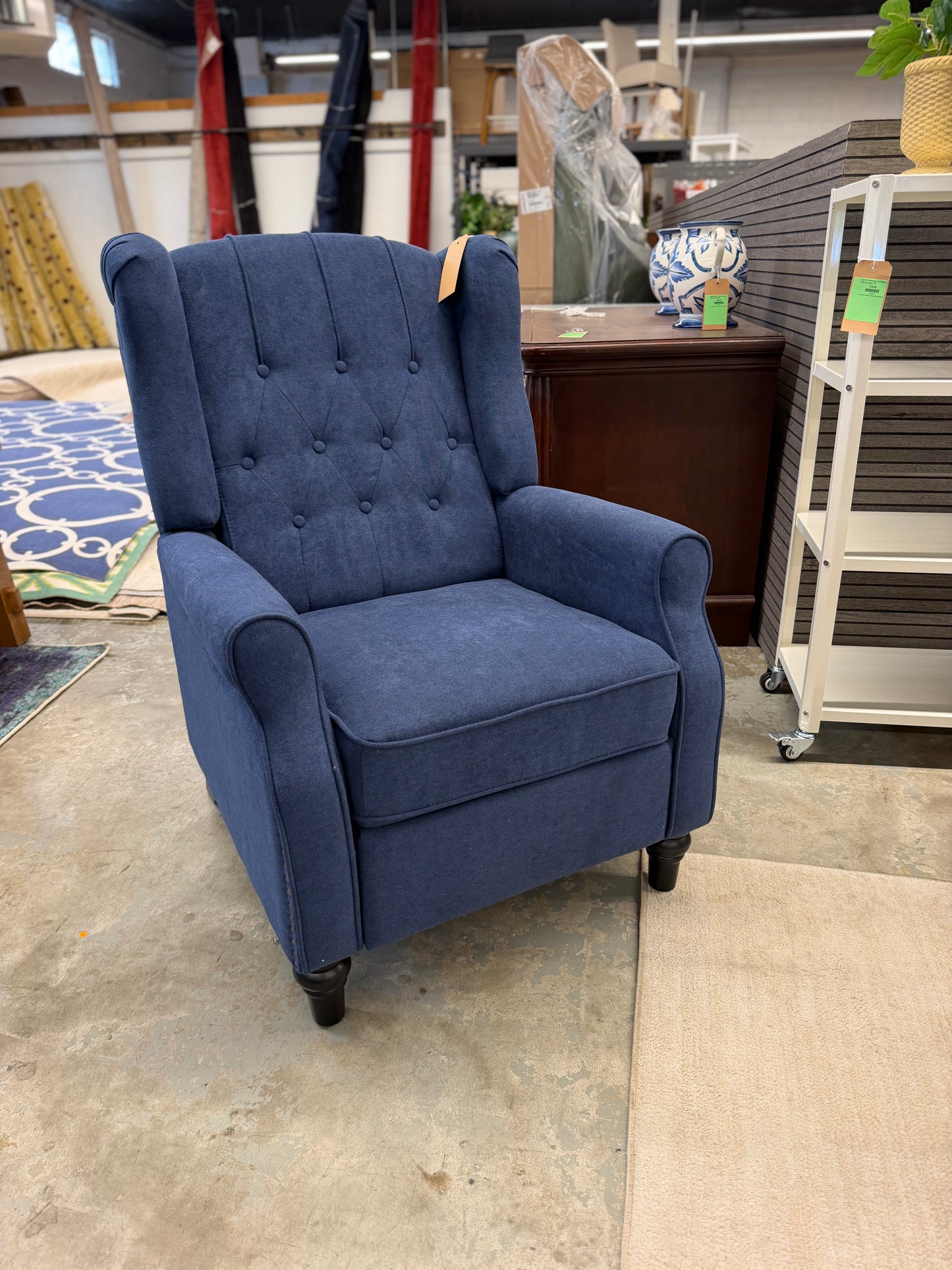 Push Back Recliner Tufted Nailhead Trim