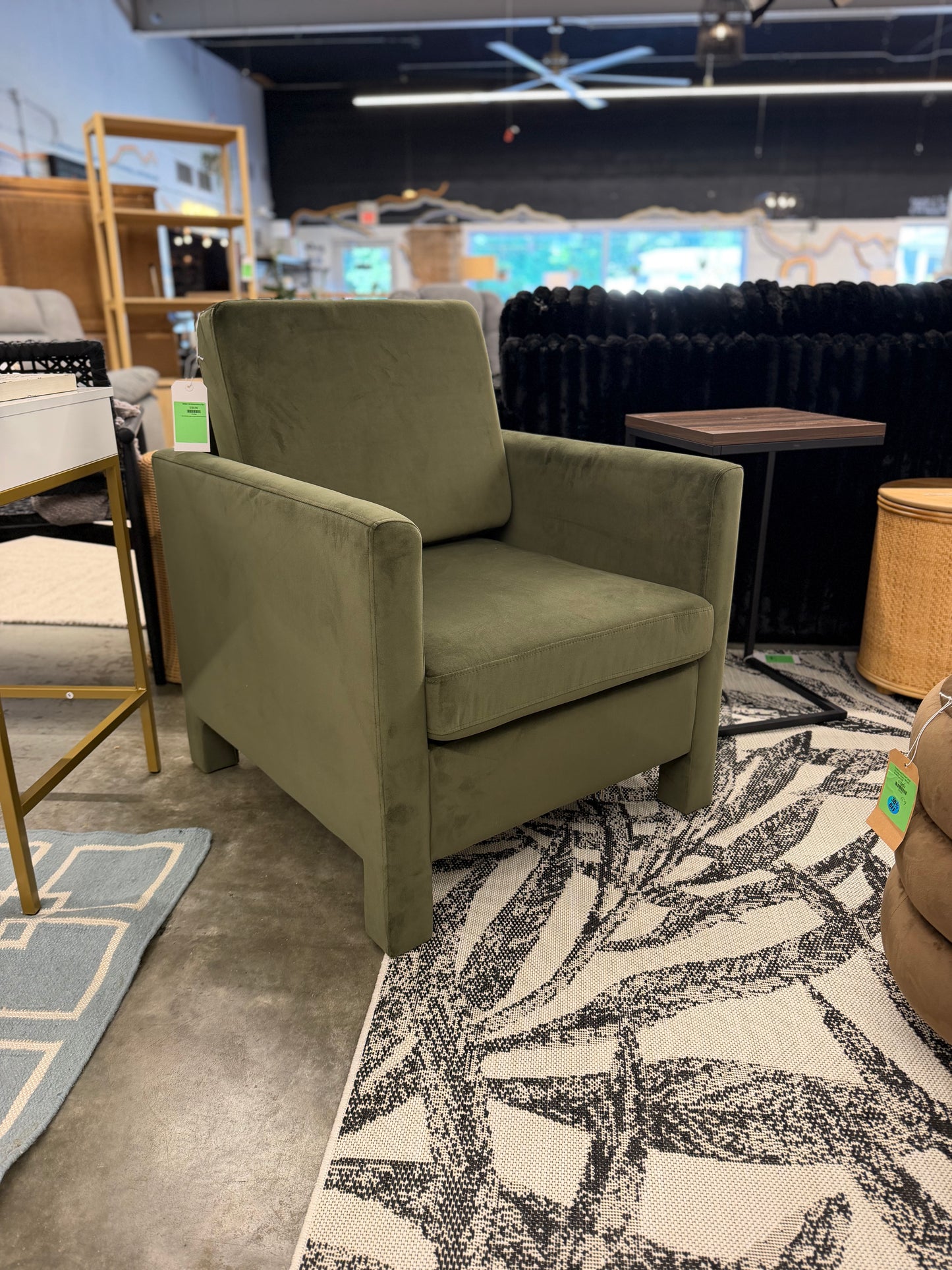 Bellfield Fully Upholstered Arm Chair