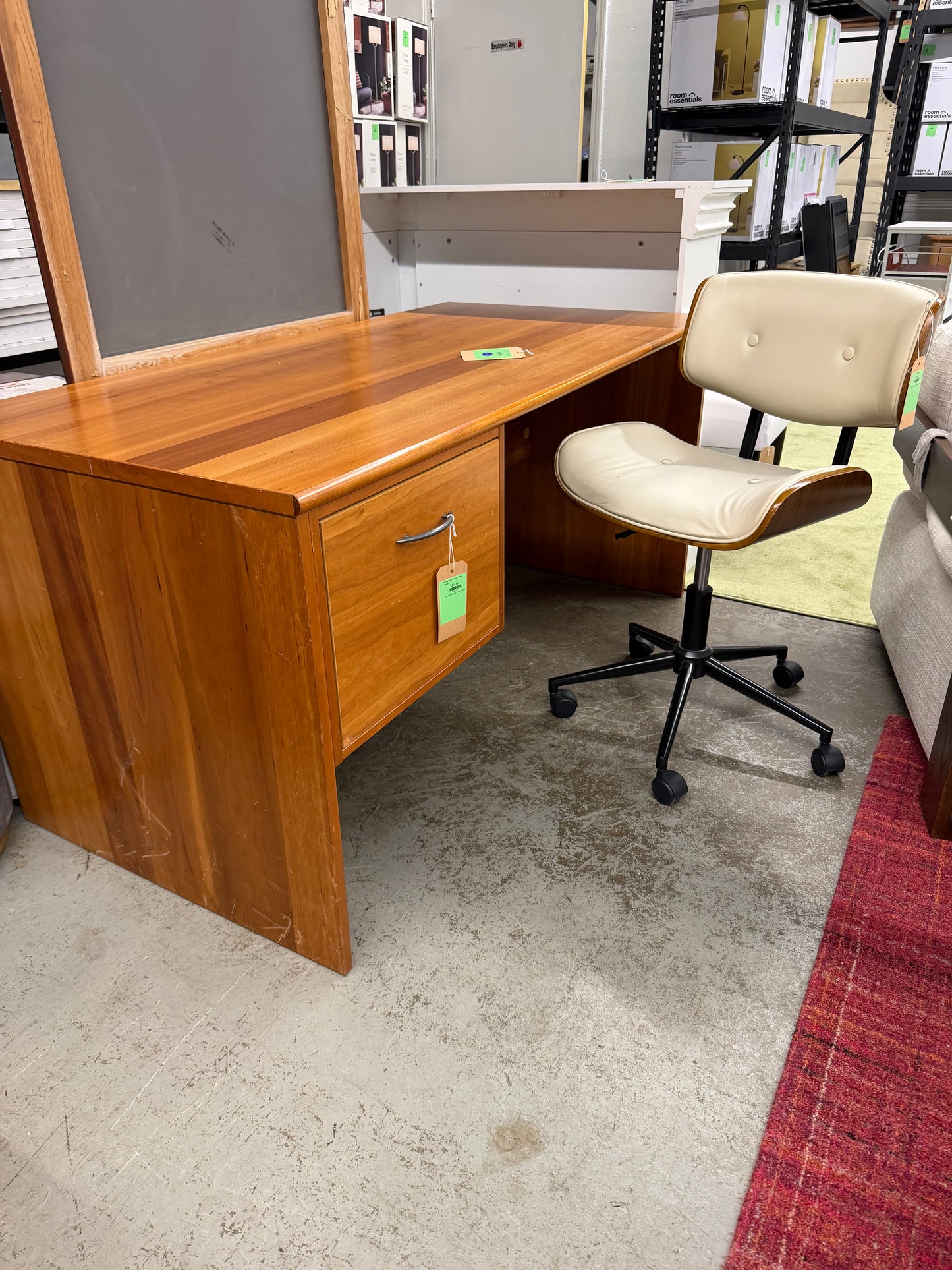 Desk Chair *donated