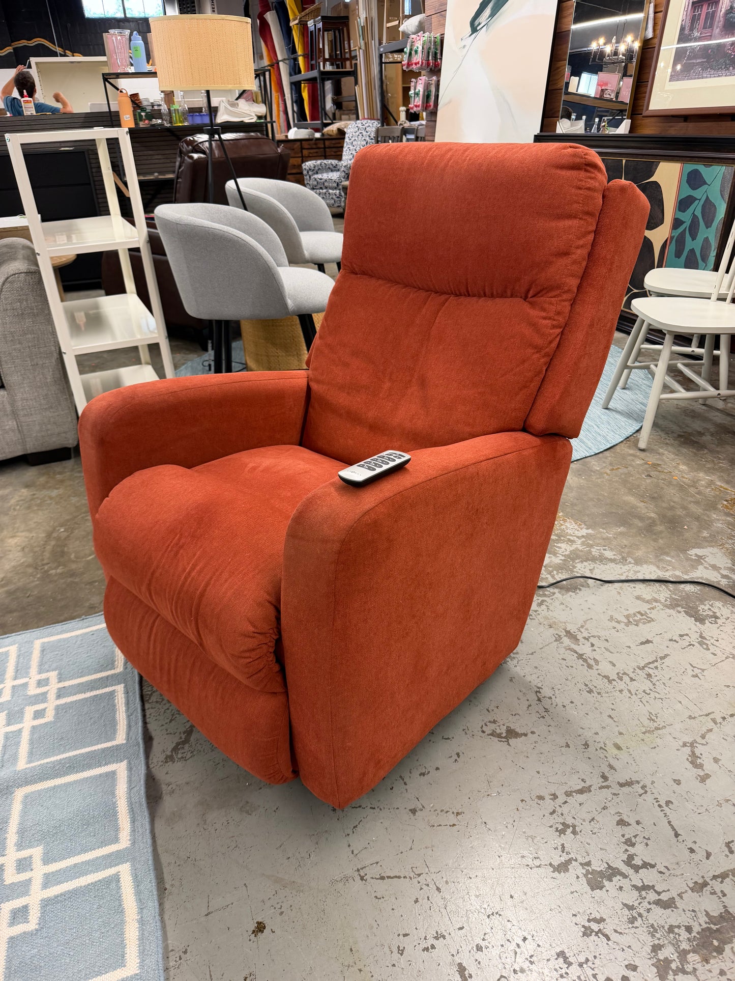 Red Lazyboy Power Recliner *donated