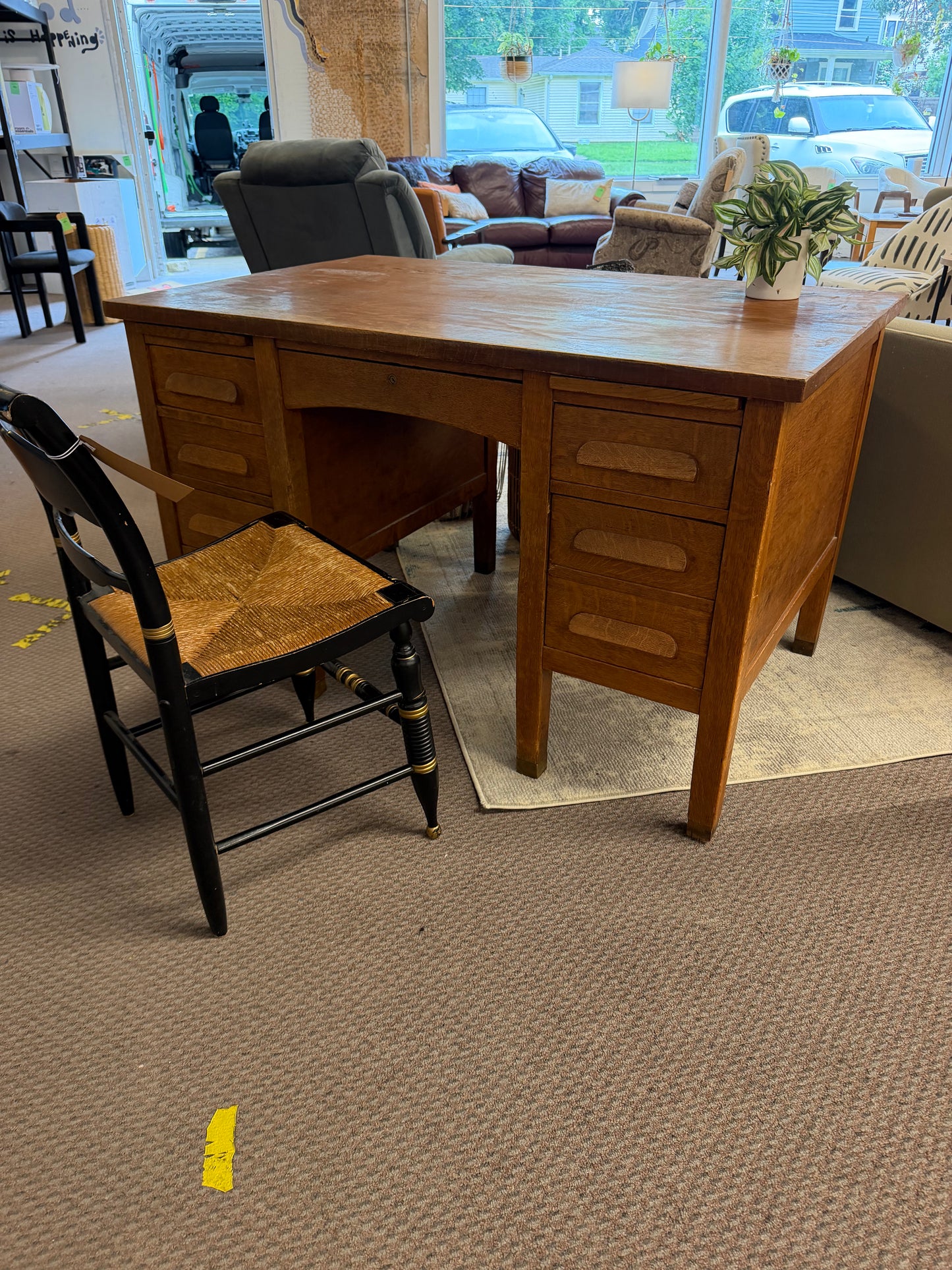 Solid Wood Desk with Drawers *donated, used condition