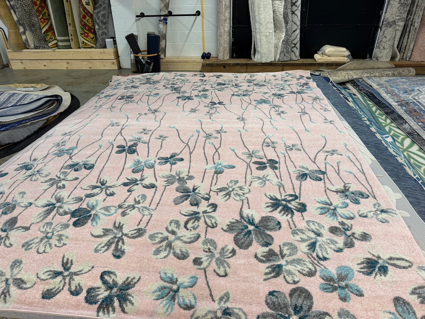 Pink Flower 9 x 12 Rug