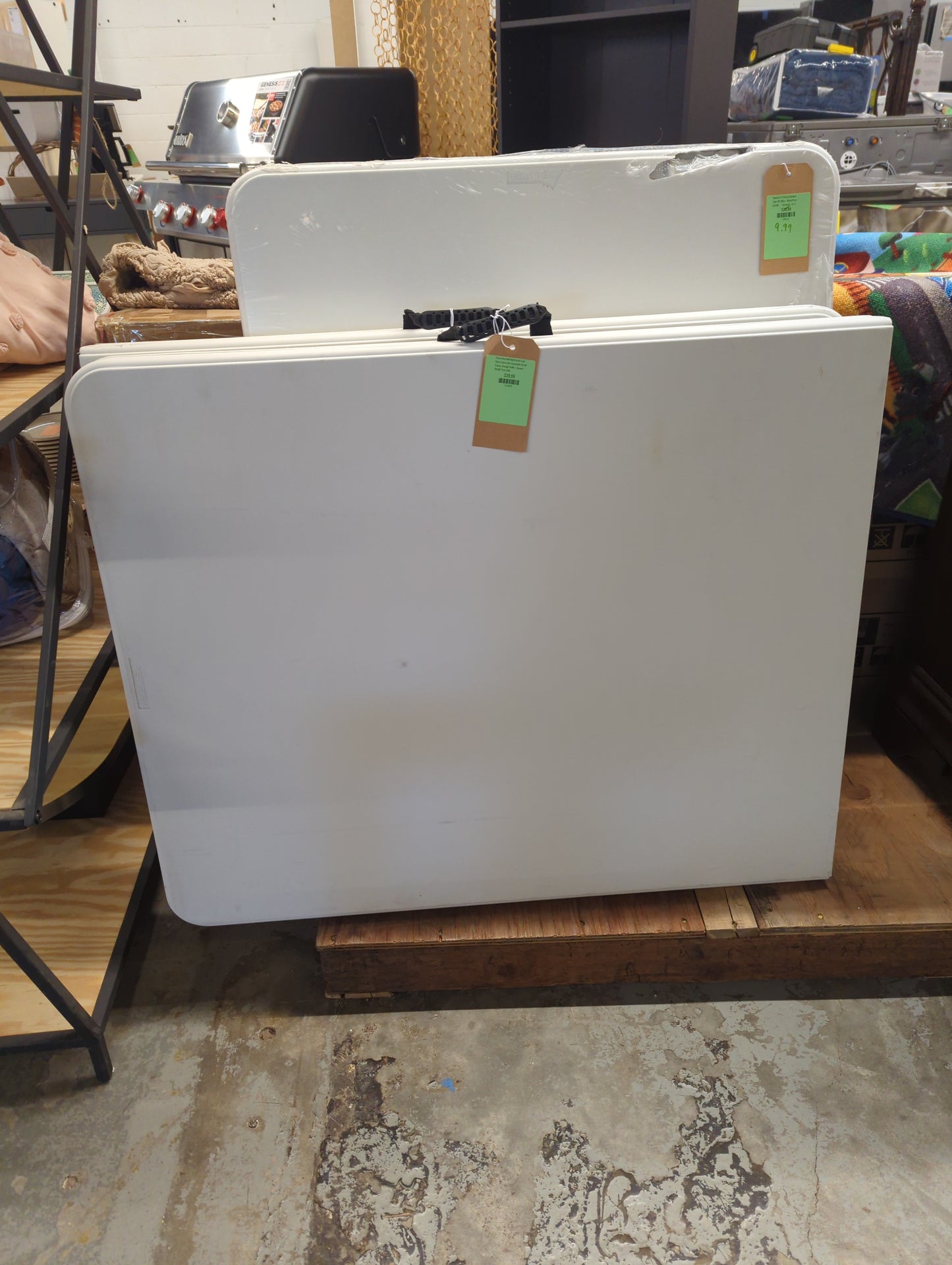 Peakform 6ft Folding Banquet Table Off White | Retail Price: $54.99