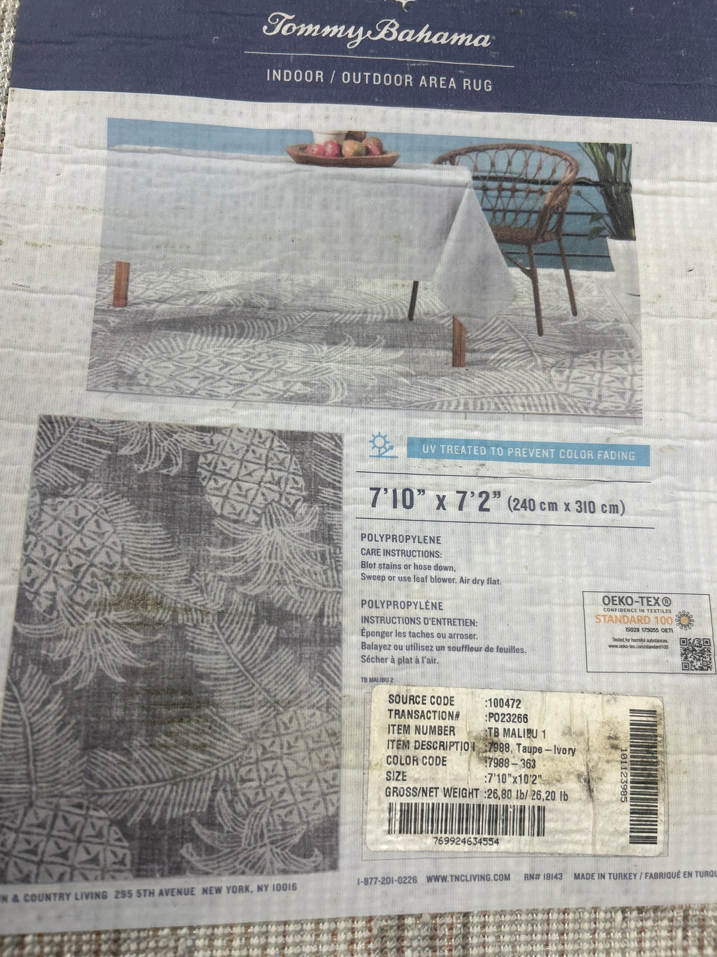 8 x 10 - grey and white rug