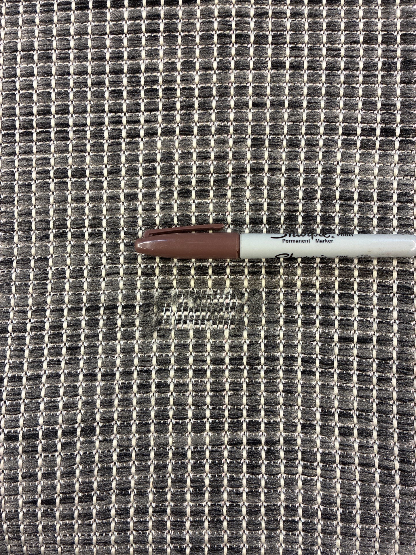 8 x 10 Positano Charcoal Area Rug AS IS (flaw pictured)