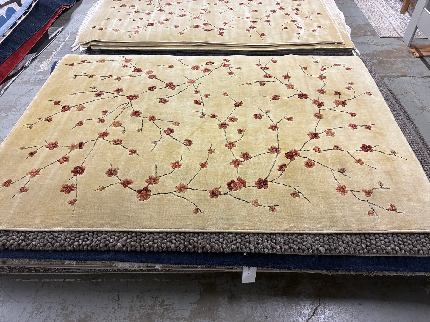 5 x 7 Area Rug Chambord Cherry Blossom | ID 14587