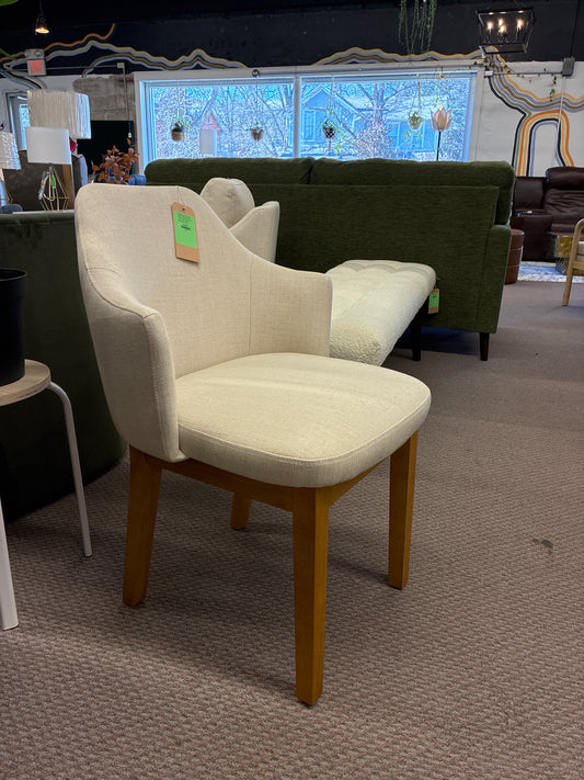 Assembled Kinston Curved Back Upholstered Dining Chair Linen - Threshold: Polyester, Rubberwood Legs, Spot Clean - Retails Unassembled for $120