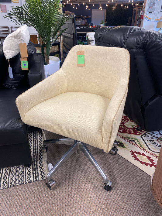 Rolling office chair *donated