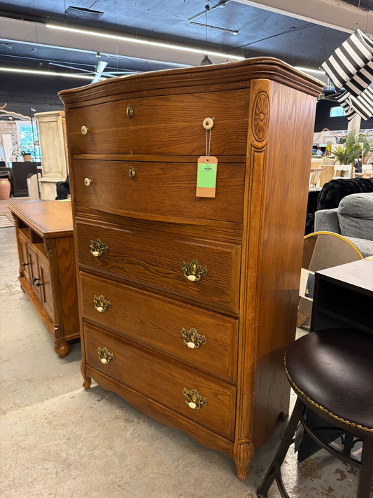Dresser *donated
