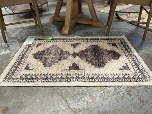 Rug by Threshold | 2ft 6in x 3ft 10in | Retails for: $30.00