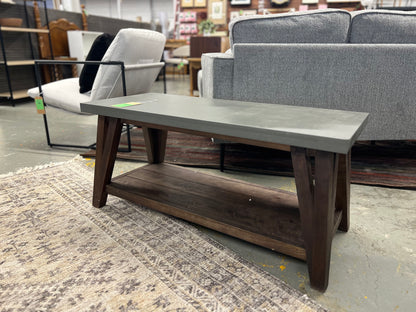 Entry Bench AS IS flaw on top