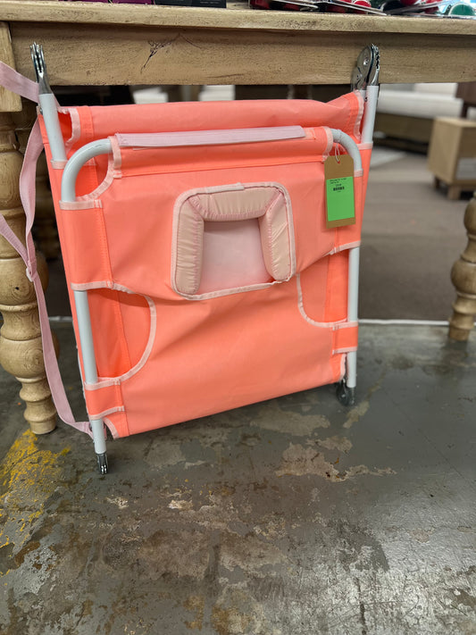 Folding Lounger Pink - Sun Squad | Retail Price: $45
