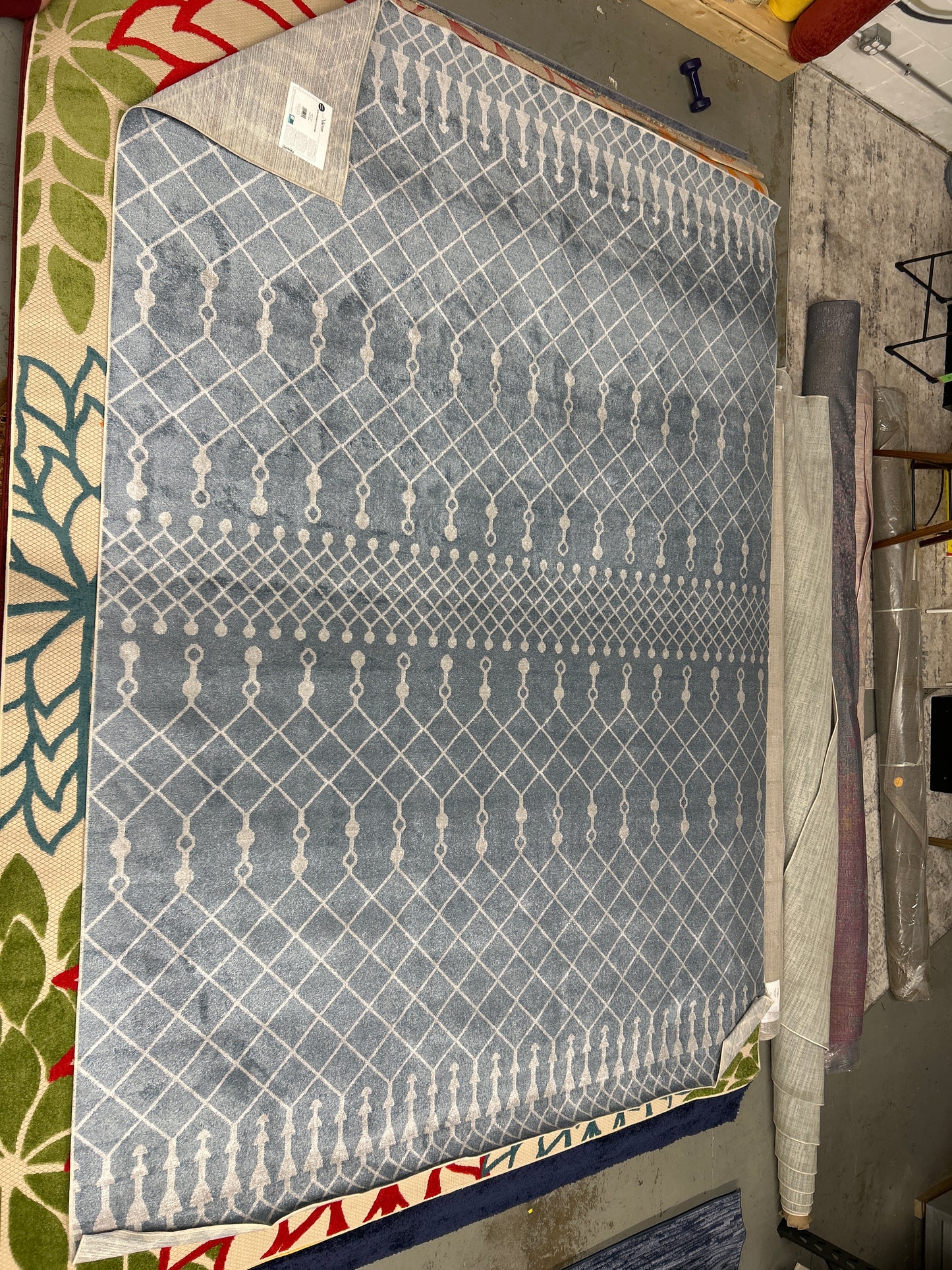 9 x 12 area rug (ID: 14109)