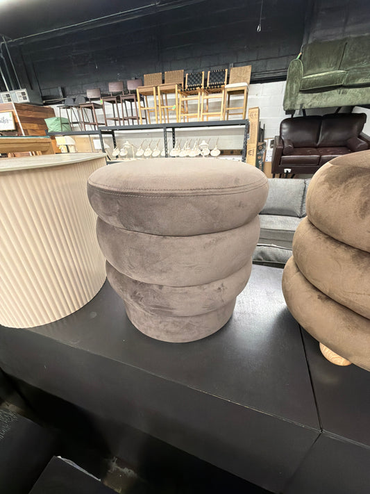 Designer Safavieh Couture Rohan Ottoman - Retails $215