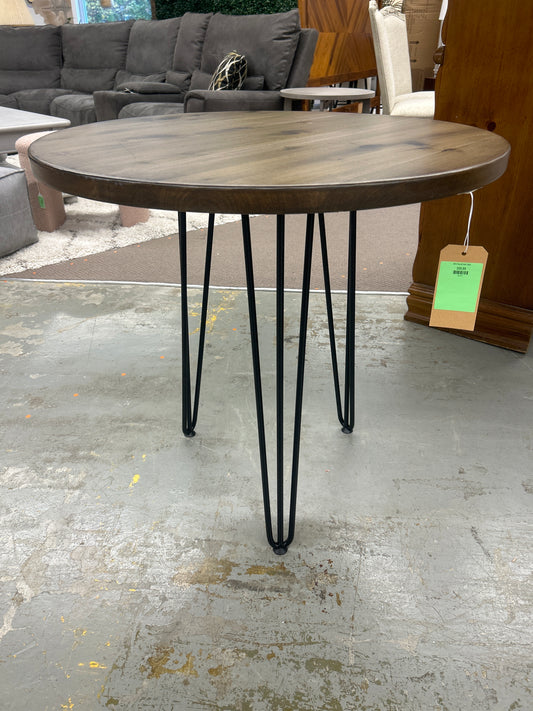 30in Round Side Table