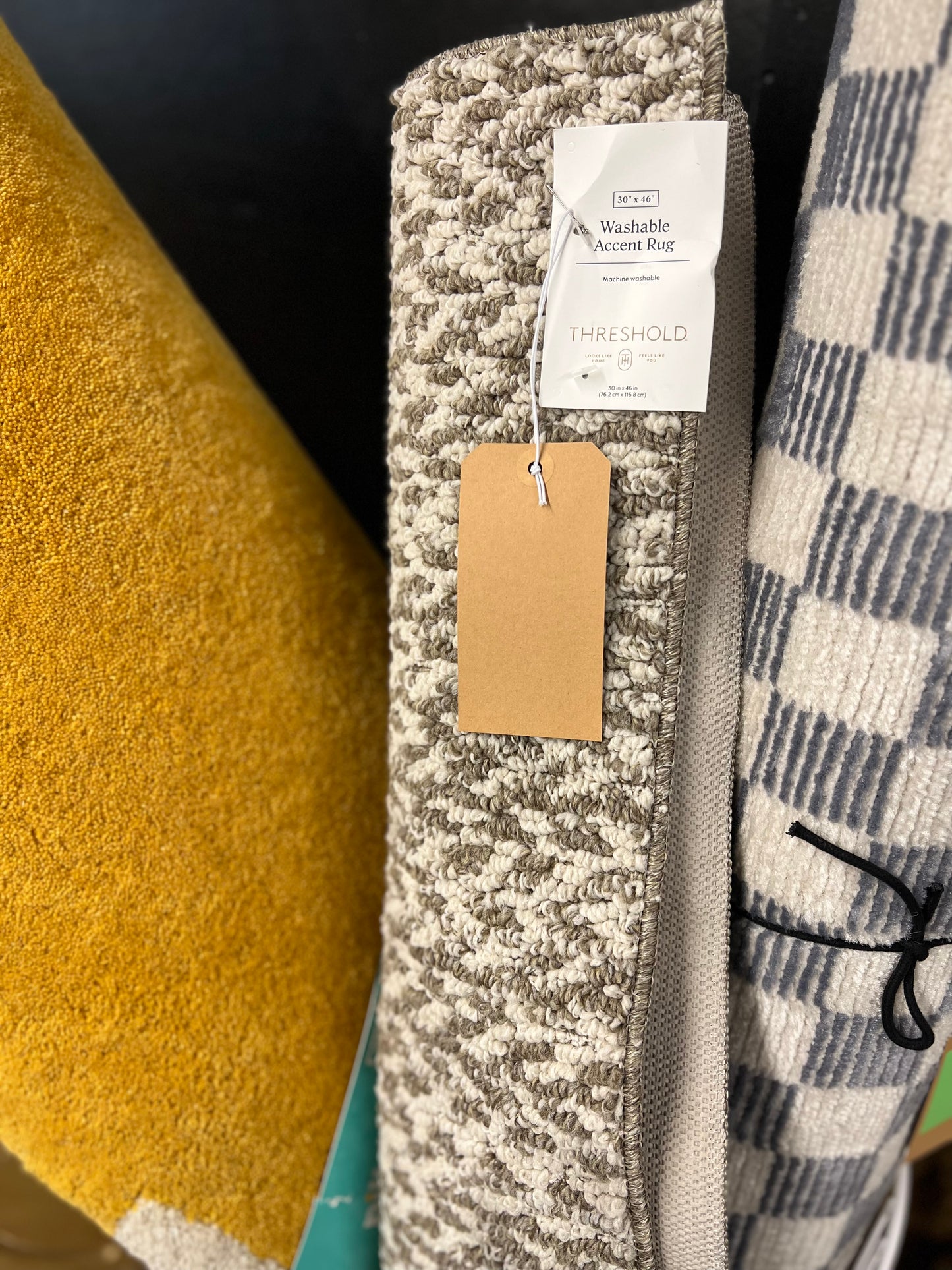 Rug by Threshold | 2ft 6in x 3ft 8in | Retails for: $30.00