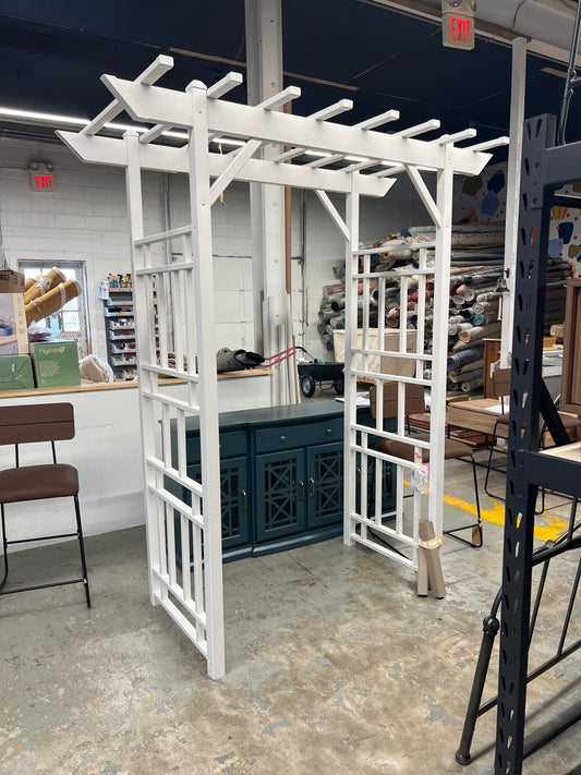Dura-Trel Wellington Arbor, Vinyl Garden Archway for Outdoors, White, 72" x 85"  Retail: $159+
