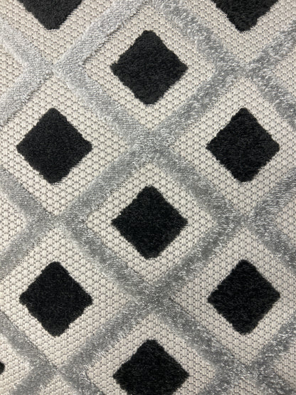 9 x 12 indoor/outdoor area rug by Nourison - Aloha (black & white & gray)