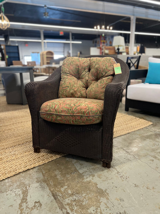 Wicker Outdoor Side Chair *donated, used condition