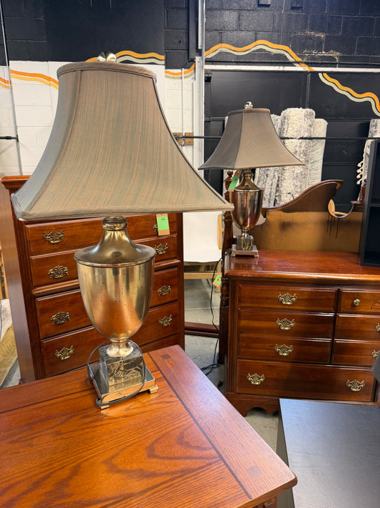Set of 2 Lamps *donated