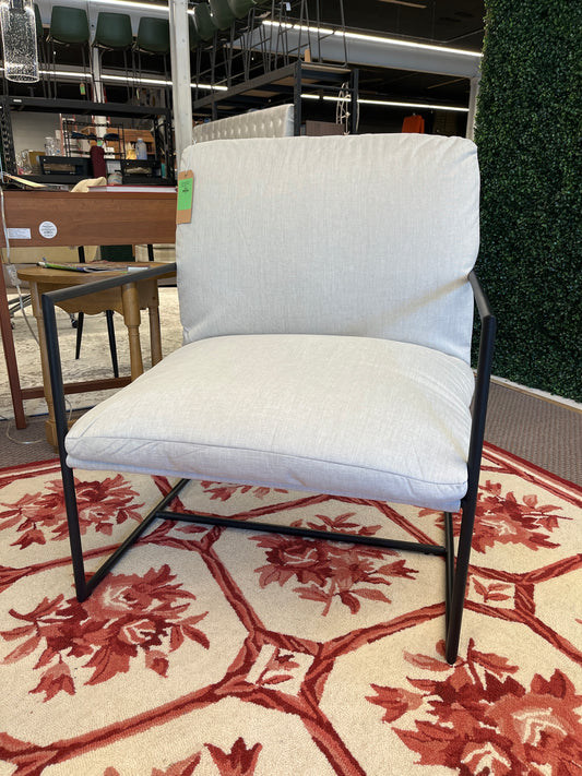 Metal Framed Sling Dorm Chair Off White - Room Essentials | Retail Price: $100