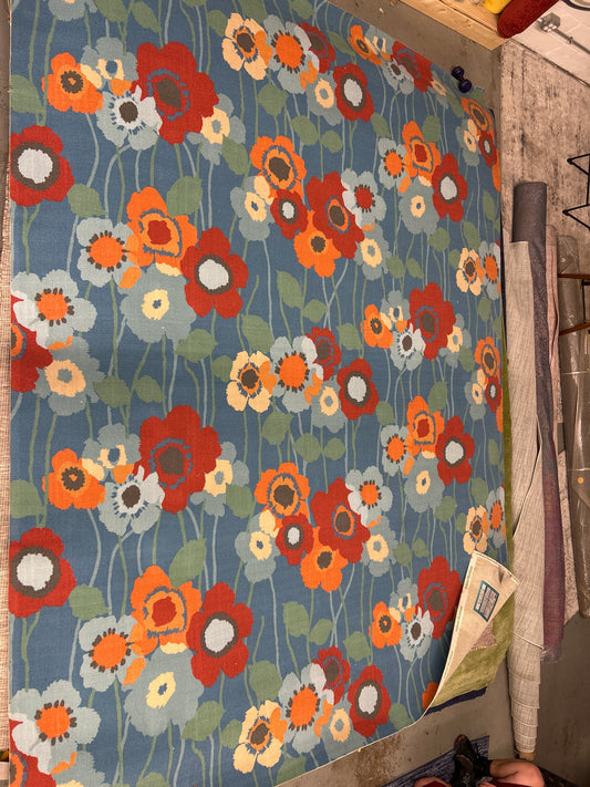 10 x 13 indoor/outdoor rug (ID #: 14104)