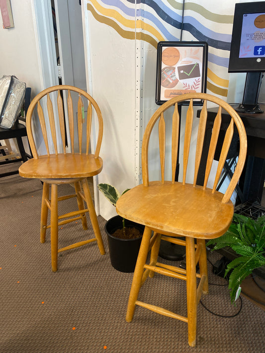 Set of 2 Spindle Back Counter Stools *donated