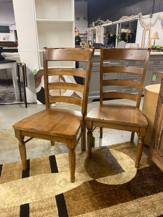 Shaler Solid Wood Ladder Back Side Chair in Smoky Quartz - - Retail Price: $319.99