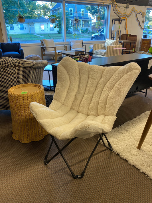 Butterfly Dorm Chair Faux Shearling Cream - Room Essentials Retail: $43