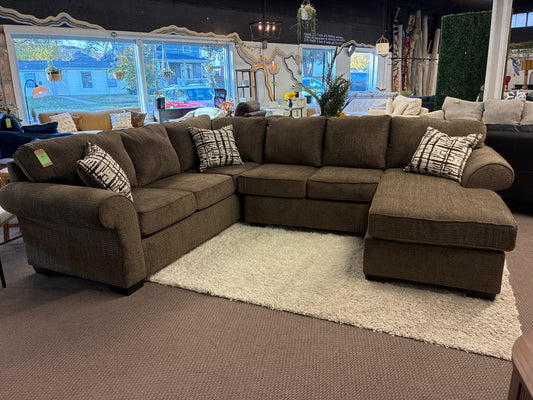 Silverton Coffee Sectional (LAF + RAF + Ottoman) | Retail Price: $1787.5