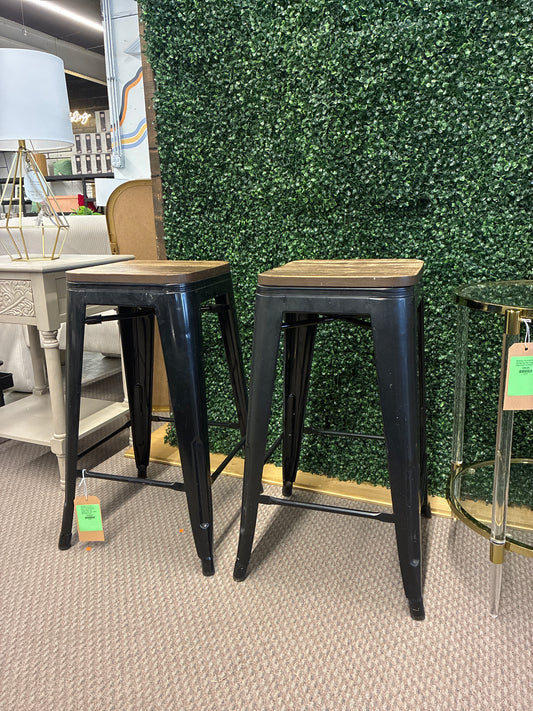 Assembled Set of 2 Sodra Industrial Rounded Seat Wire Counter Height Barstool Black - Threshold: Modern Linen Upholstered, Steel Frame - Retails Unassembled for $195