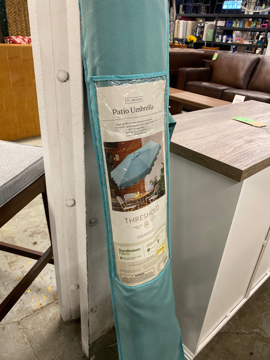 7.5' Round Scalloped Umbrella Jade Isle - Threshold | Retail Price: $90