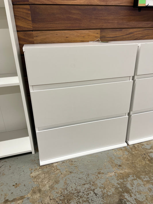 Modern 32" Wide 3 Drawer Dresser - Room Essentials *Retails for $125, unassembled