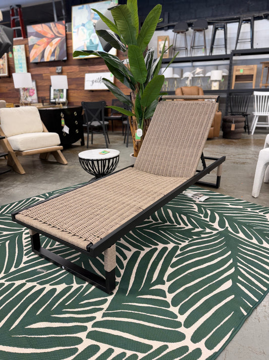Arman Lounger Safavieh Outdoor Retail: $350+