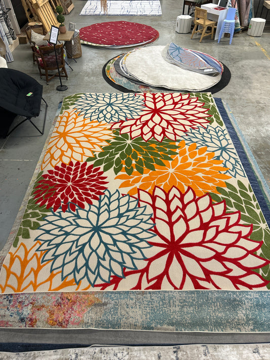 9’6” x 13’ colorful flower area rug (indoor/outdoor) ￼