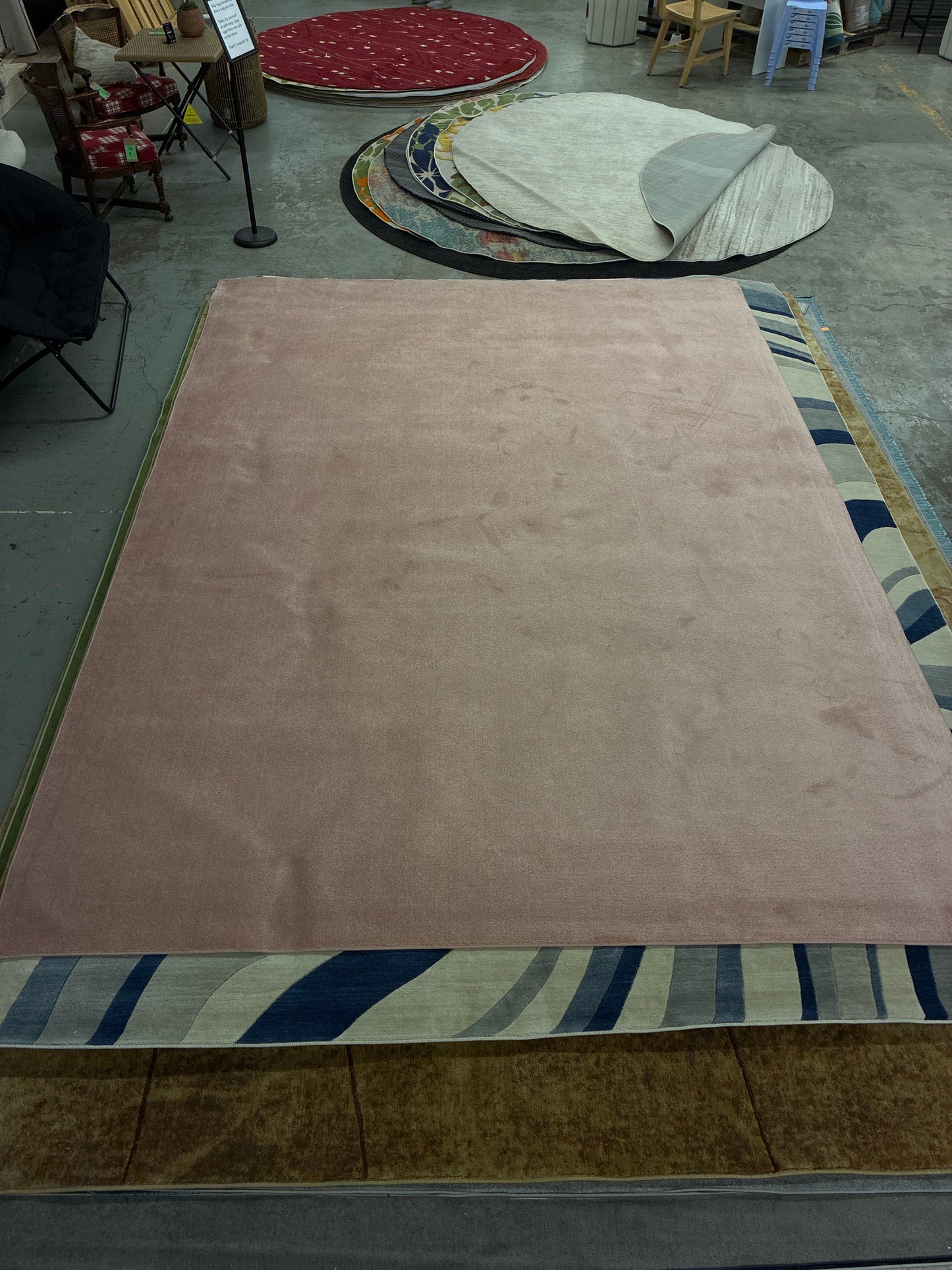 9 x 12 Rug - Nourison Essentials Pink - AS IS flaw (see picture)