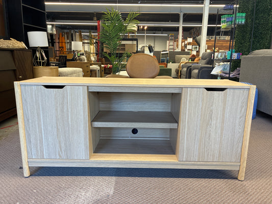 Gil Console Table in Natural