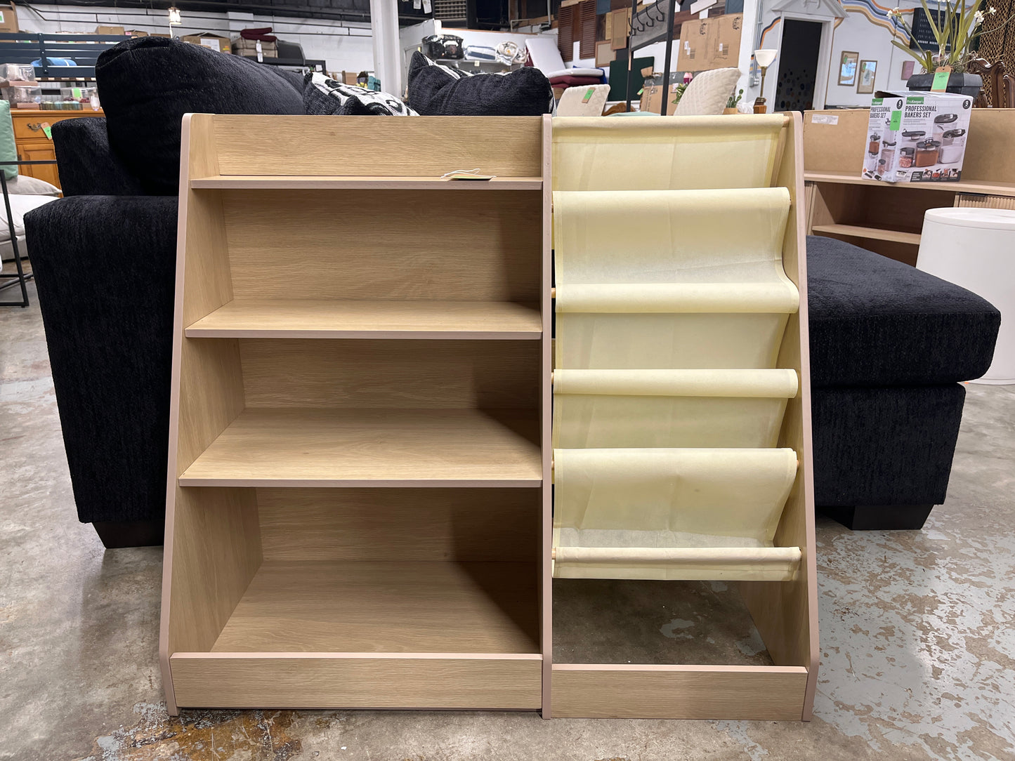 kids wooden bookshelf