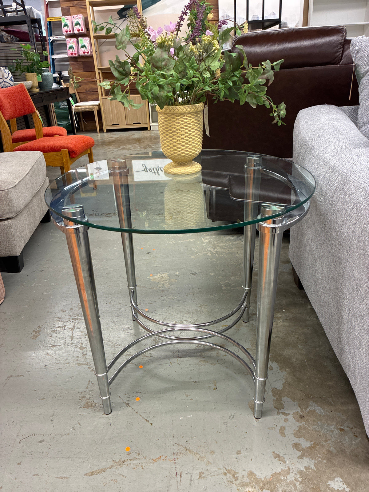 Round Glass Top Side Table *donated