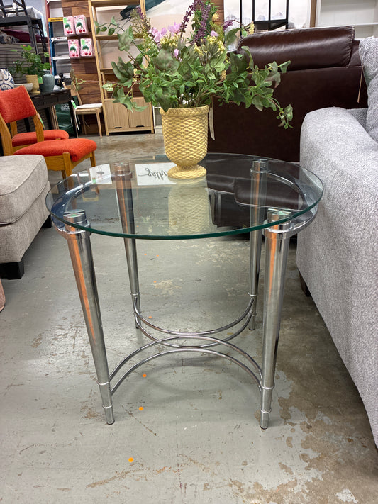 Round Glass Top Side Table *donated