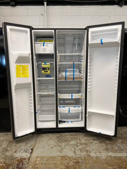 GE 25.3-cu ft Side-by-Side Refrigerator with Ice Maker, Water and Ice Dispenser (Stainless Steel) Retail: $1799