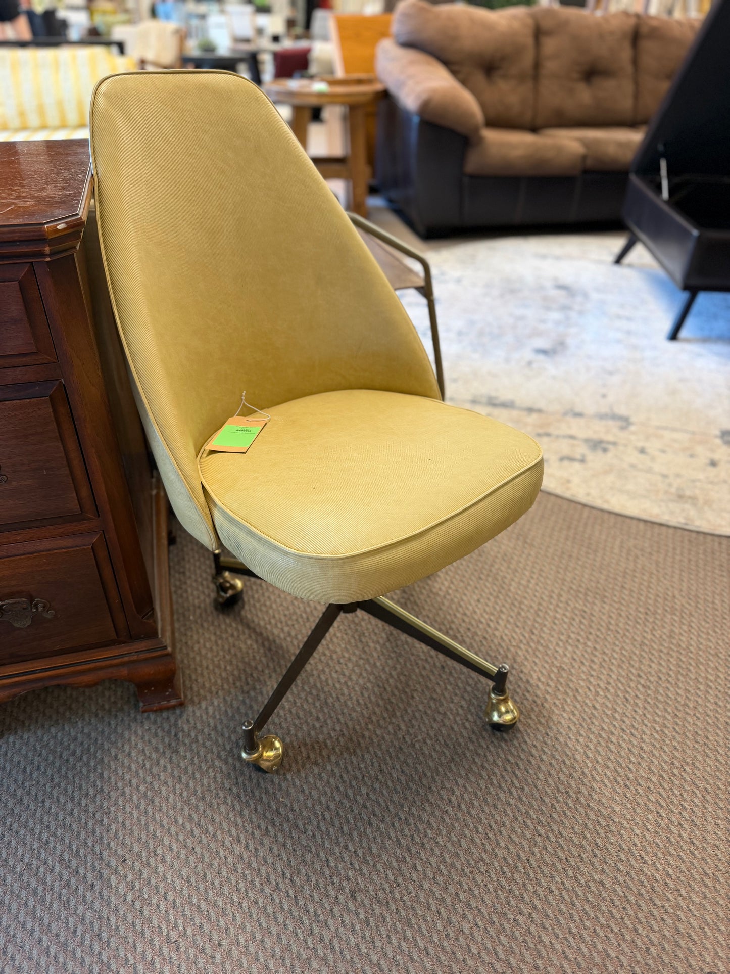 Vintage Office Chair *donated