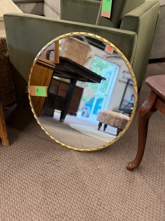 Kate and Laurel Round Mirror